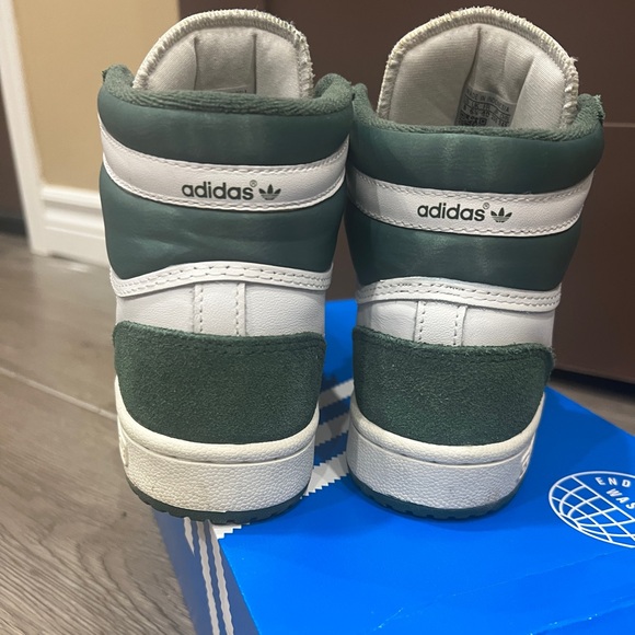 Adidas high tops - Picture 4 of 6